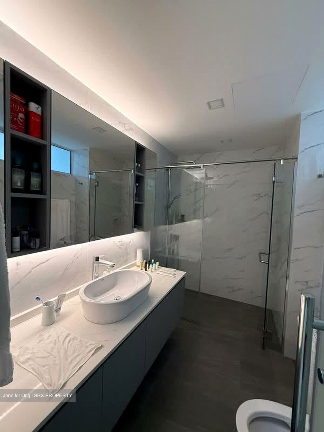 Lakepoint Condominium (D22), Condominium #609935551